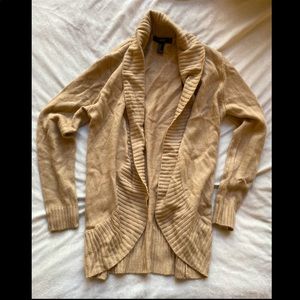 Forever 21 sweater cardigan. Size medium.